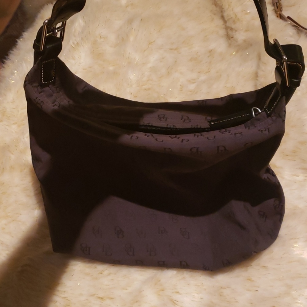 Dooney & Bourke purse